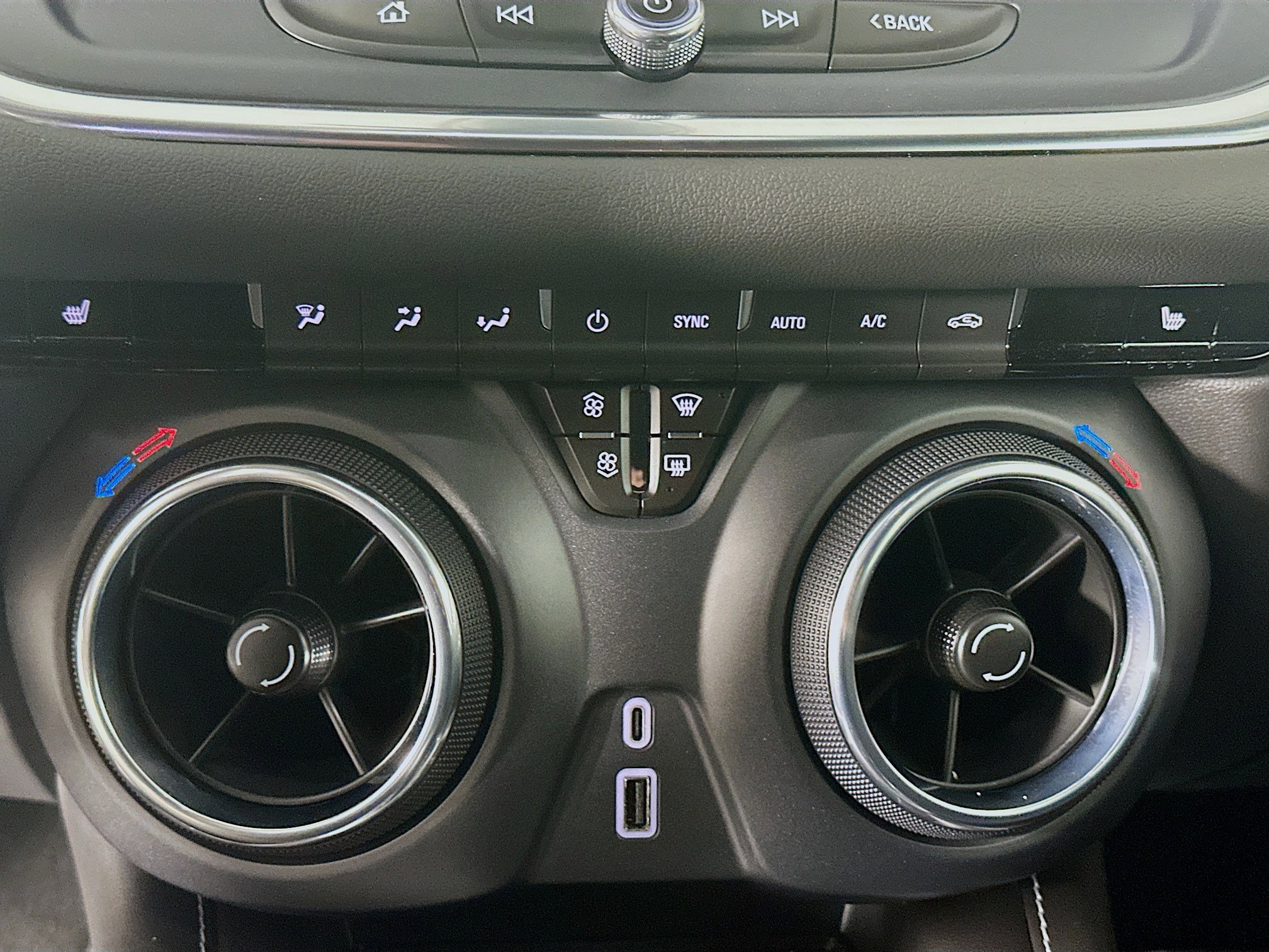 Used 2023 Chevrolet Blazer LT w/ Convenience Package image 23