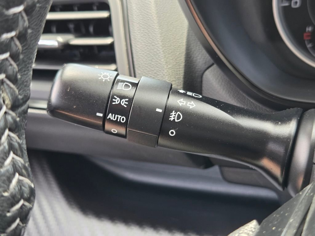 Used 2022 Subaru Ascent Onyx Edition AWD/4WD image 33