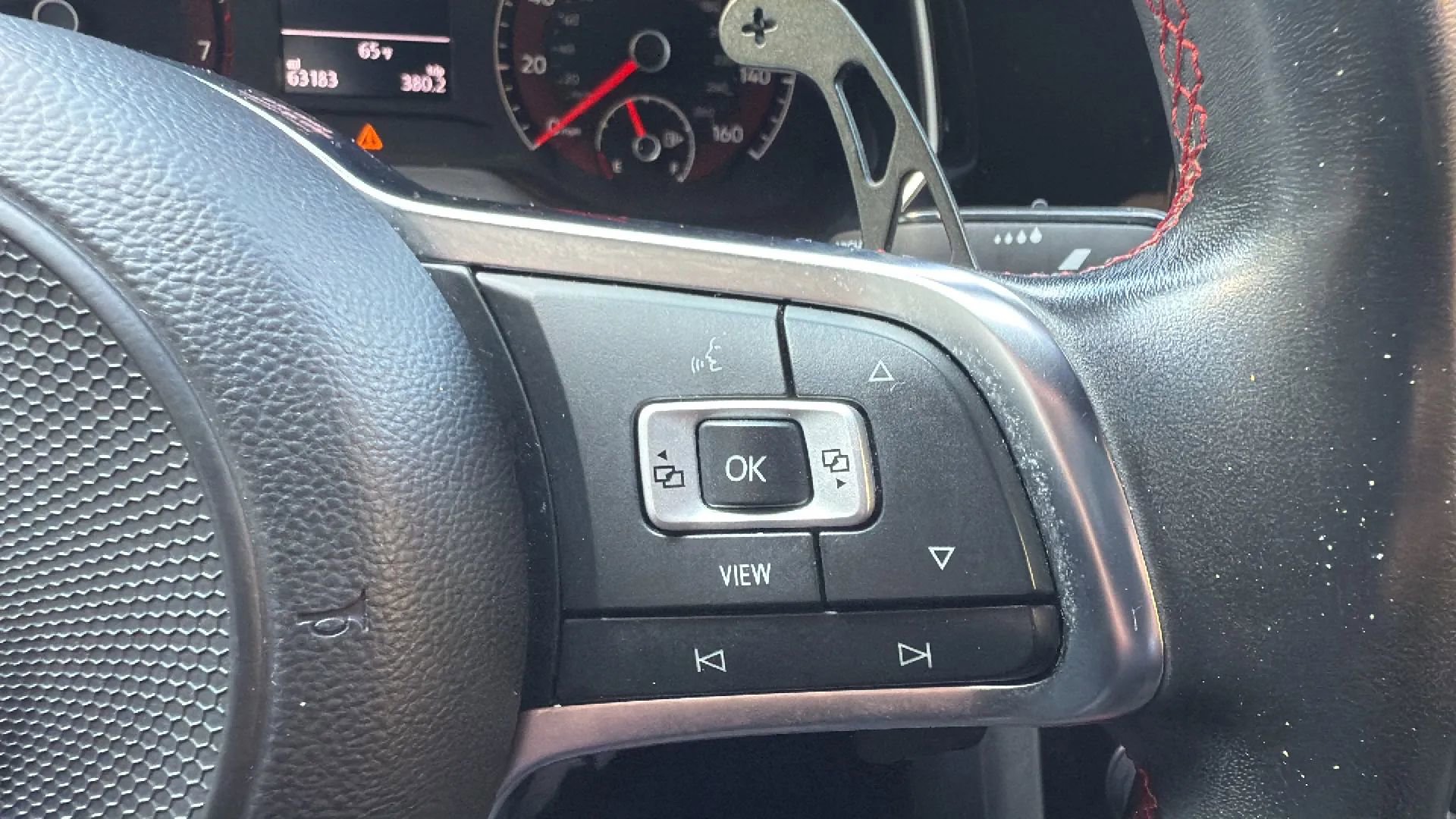 Used 2019 Volkswagen Jetta GLI image 11