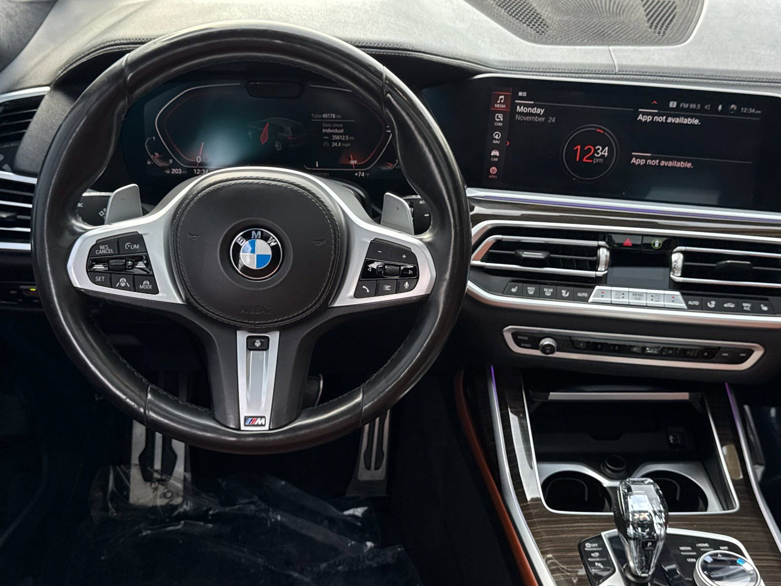 Used 2021 BMW X7 xDrive40i w/ M Sport Package image 16