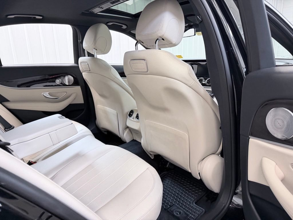 Used 2019 Mercedes-Benz E 300 image 36