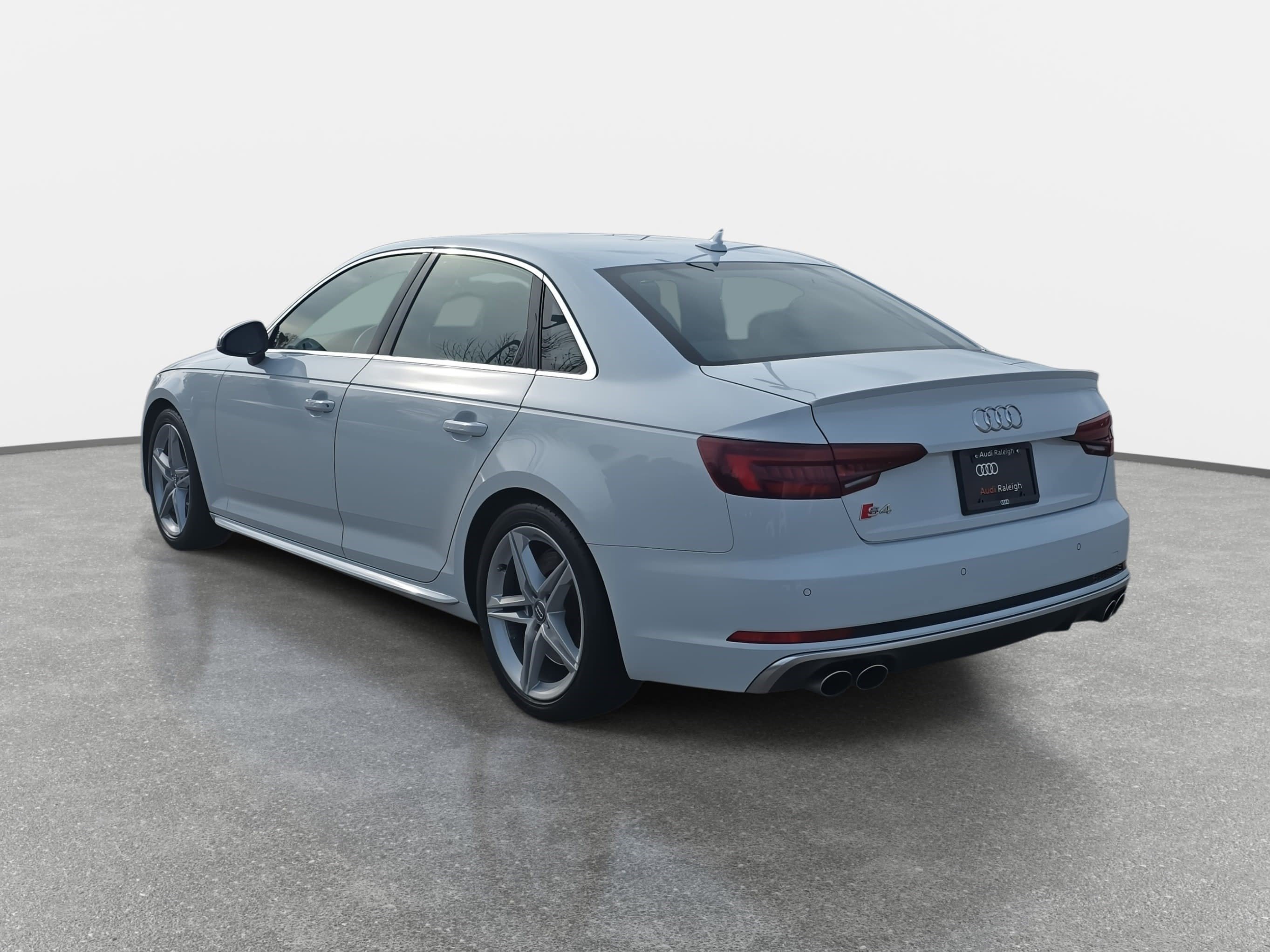 Used 2019 Audi S4 Premium Plus w/ Premium Plus Package image 7