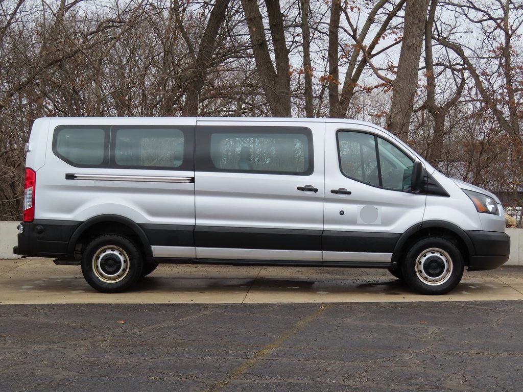Used 2019 Ford Transit 350 XL image 2