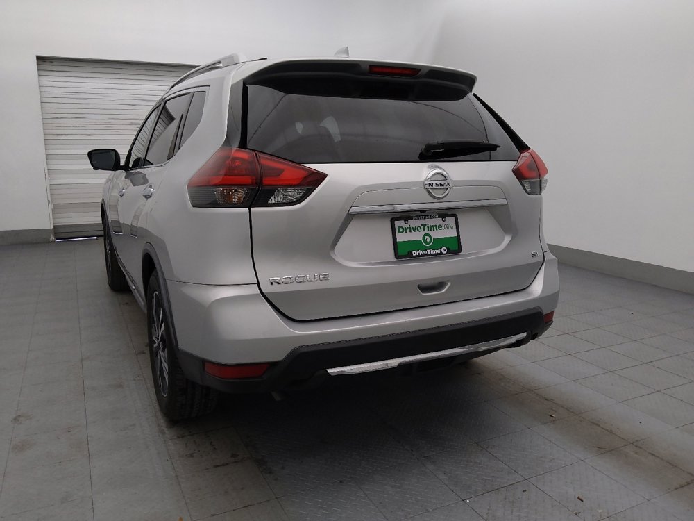 Used 2018 Nissan Rogue SL image 6