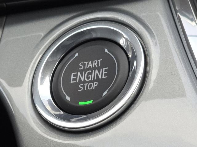 Used 2025 Chevrolet Trax LT w/ Driver Confidence Package image 34