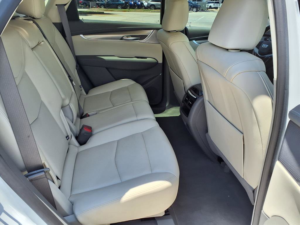 Used 2024 Cadillac XT5 Premium Luxury FWD image 13