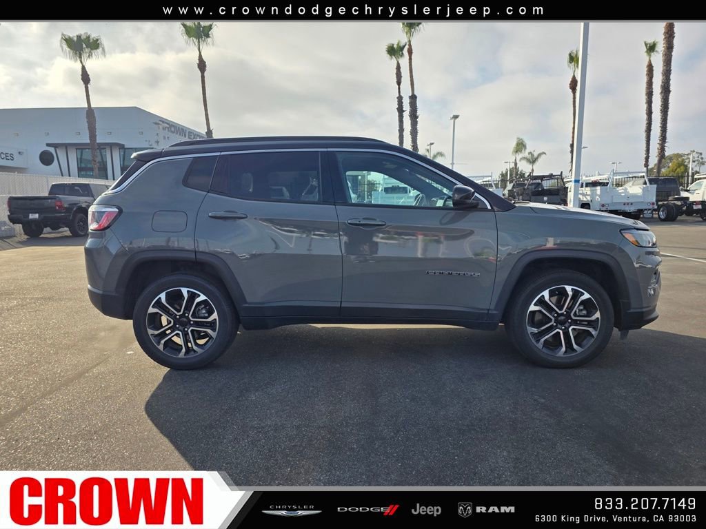 Used 2024 Jeep Compass Limited image 8