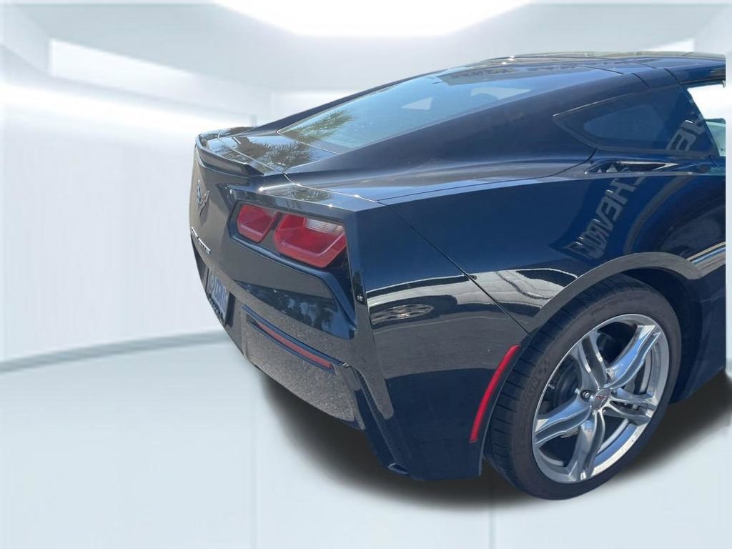 Used 2016 Chevrolet Corvette Stingray Coupe w/ 2LT Preferred Equipment Group RWD image 11