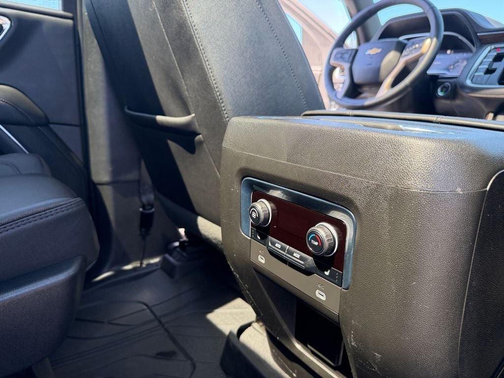 Used 2023 Chevrolet Tahoe High Country w/ Premium Package 2 AWD/4WD image 32