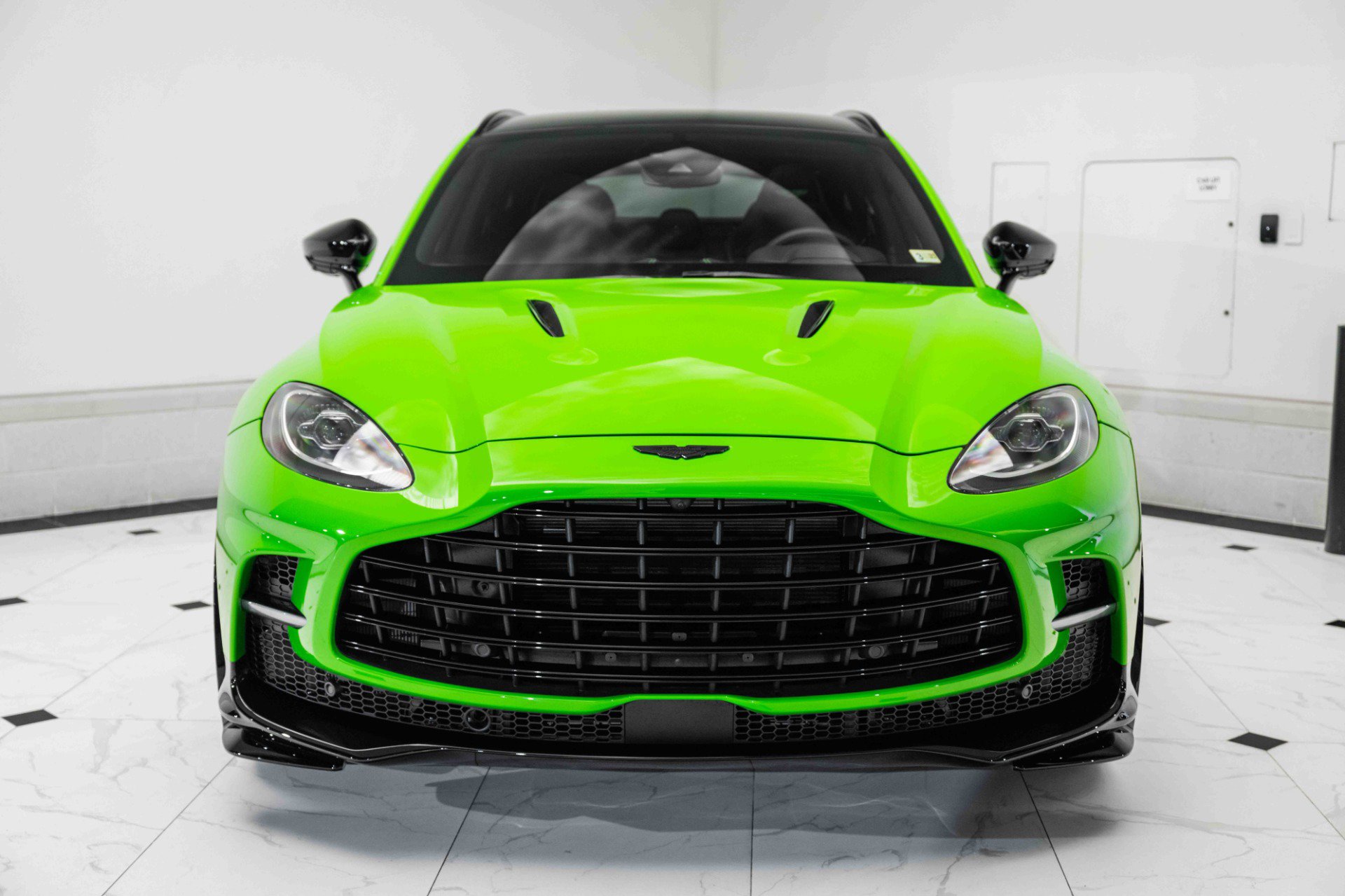 Used 2024 Aston Martin DBX 707 image 7