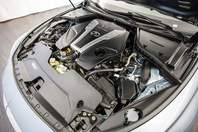 Used 2017 INFINITI Q60 Red Sport 400 image 44