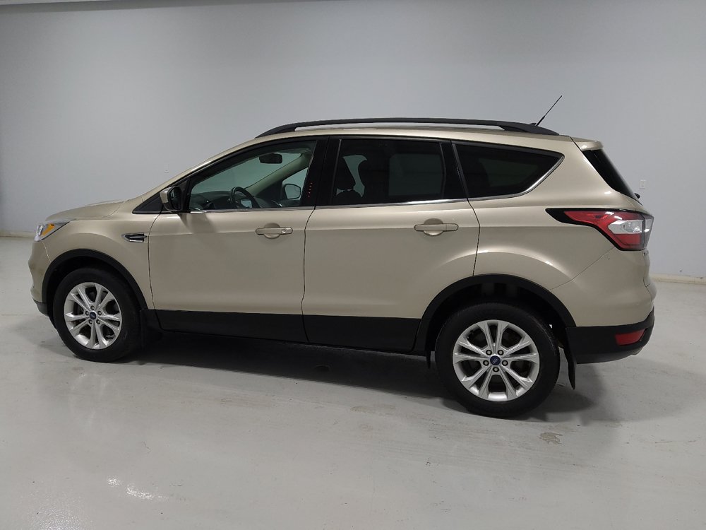 Used 2018 Ford Escape SEL AWD/4WD image 3