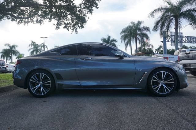 Used 2017 INFINITI Q60 3.0t w/ Cargo Package RWD image 23