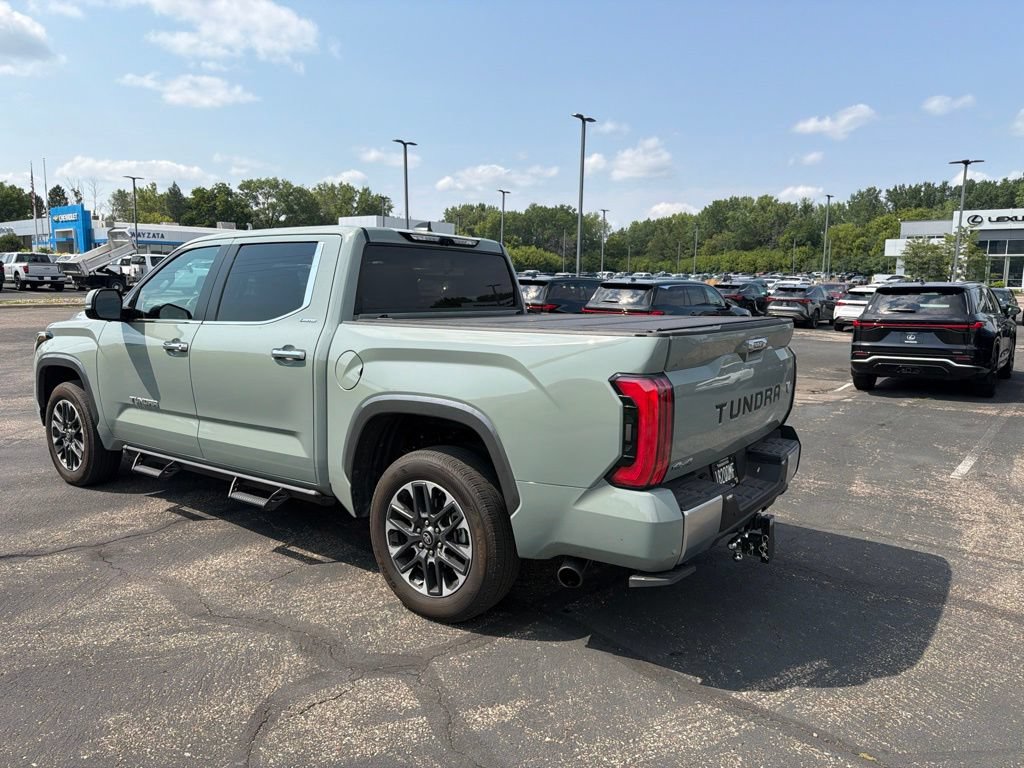 Used 2025 Toyota Tundra Limited AWD/4WD image 36