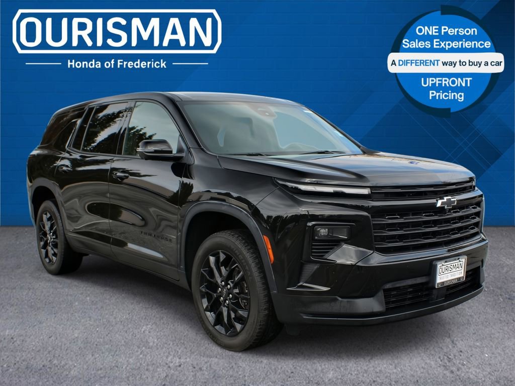 Used 2024 Chevrolet Traverse LS w/ Midnight/Sport Edition image 1