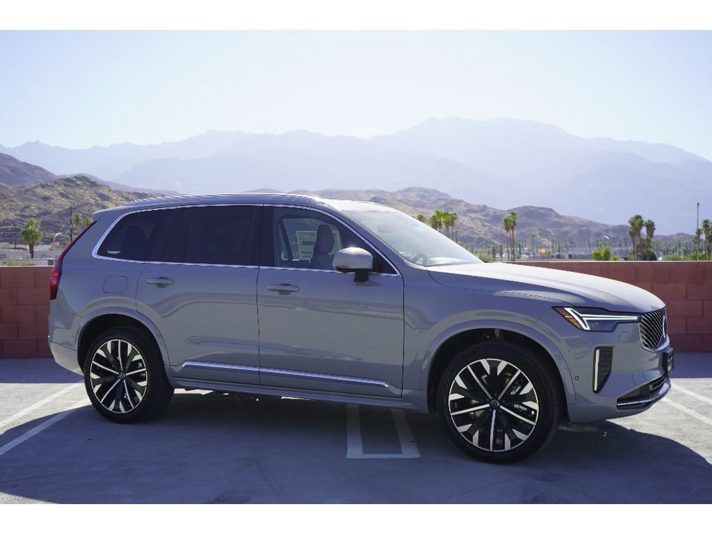 New 2026 Volvo XC90 B5 Plus image 2