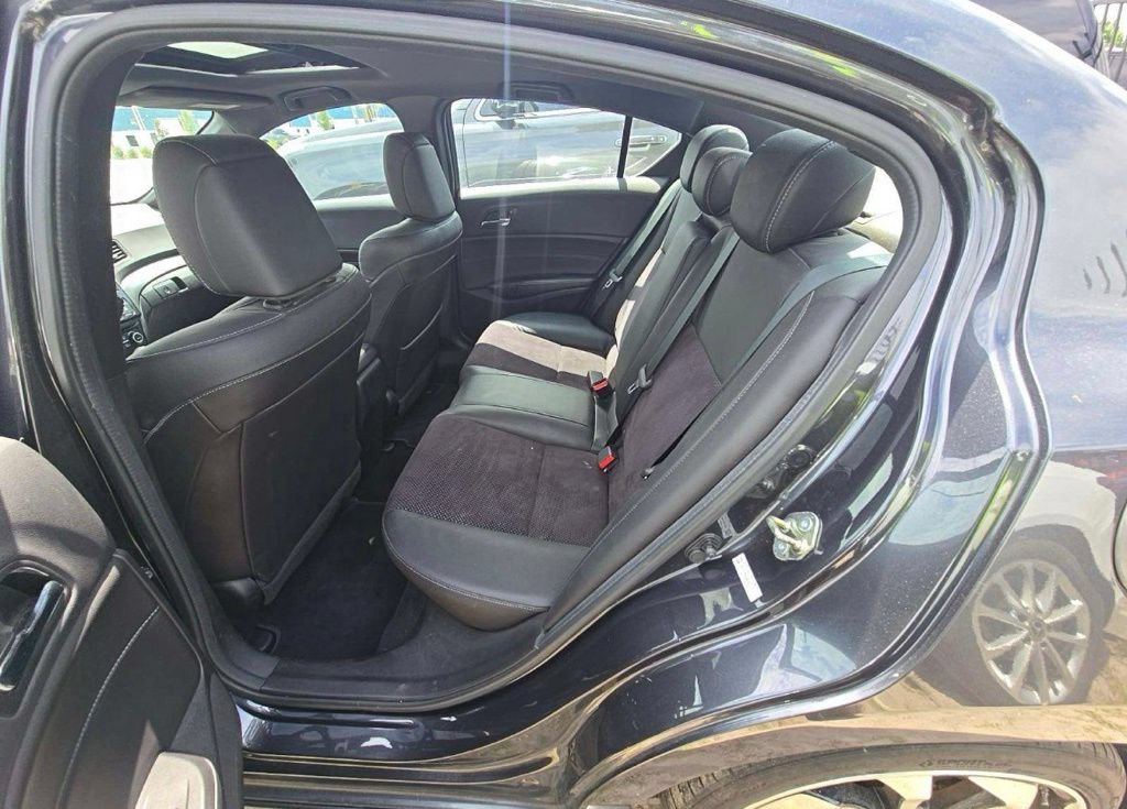 Used 2016 Acura ILX w/ Technology & A-SPEC Package FWD image 6