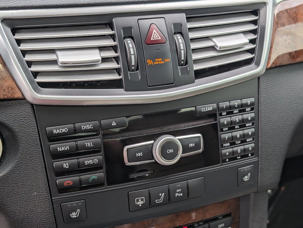 Used 2012 Mercedes-Benz E 350 4MATIC Sedan image 30