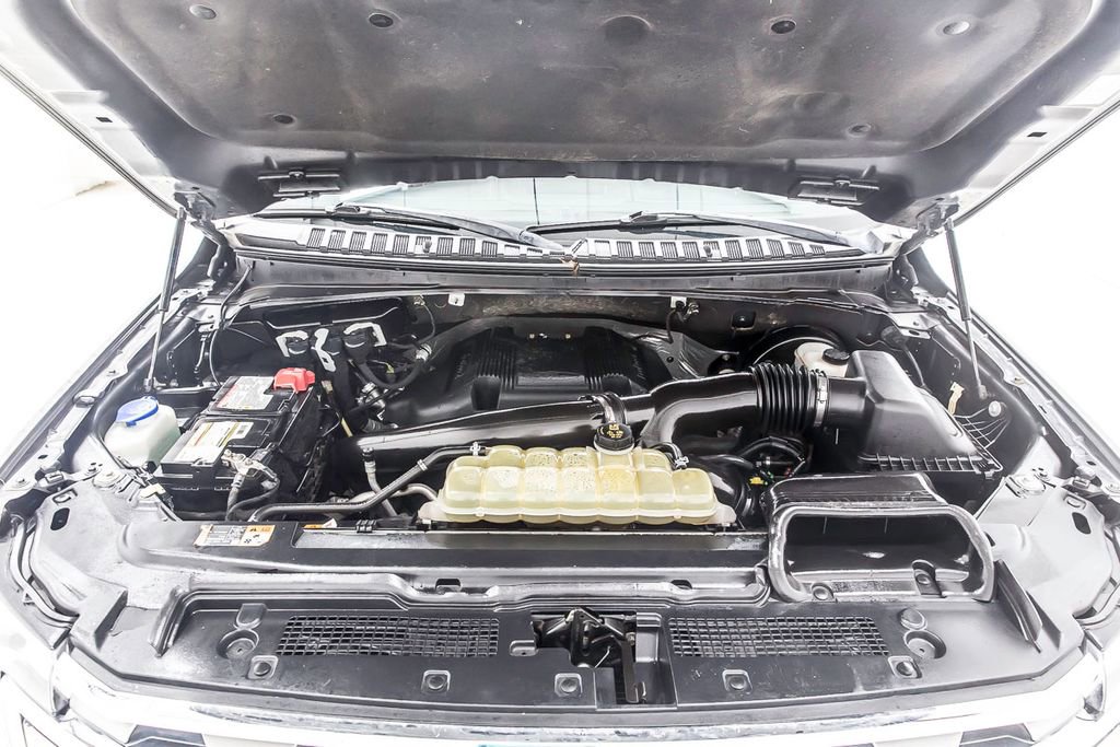 Used 2020 Ford Expedition Limited image 38