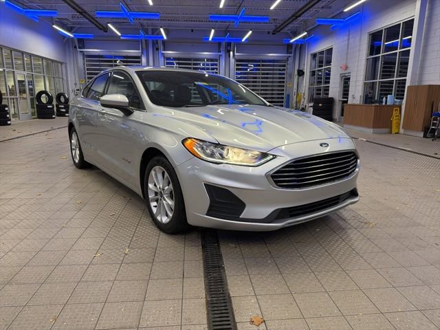 Used 2019 Ford Fusion SE