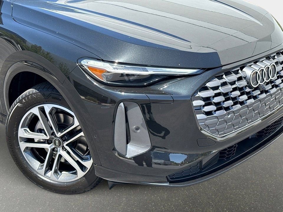 Certified 2025 Audi Q5 Premium Plus w/ Premium Plus image 22