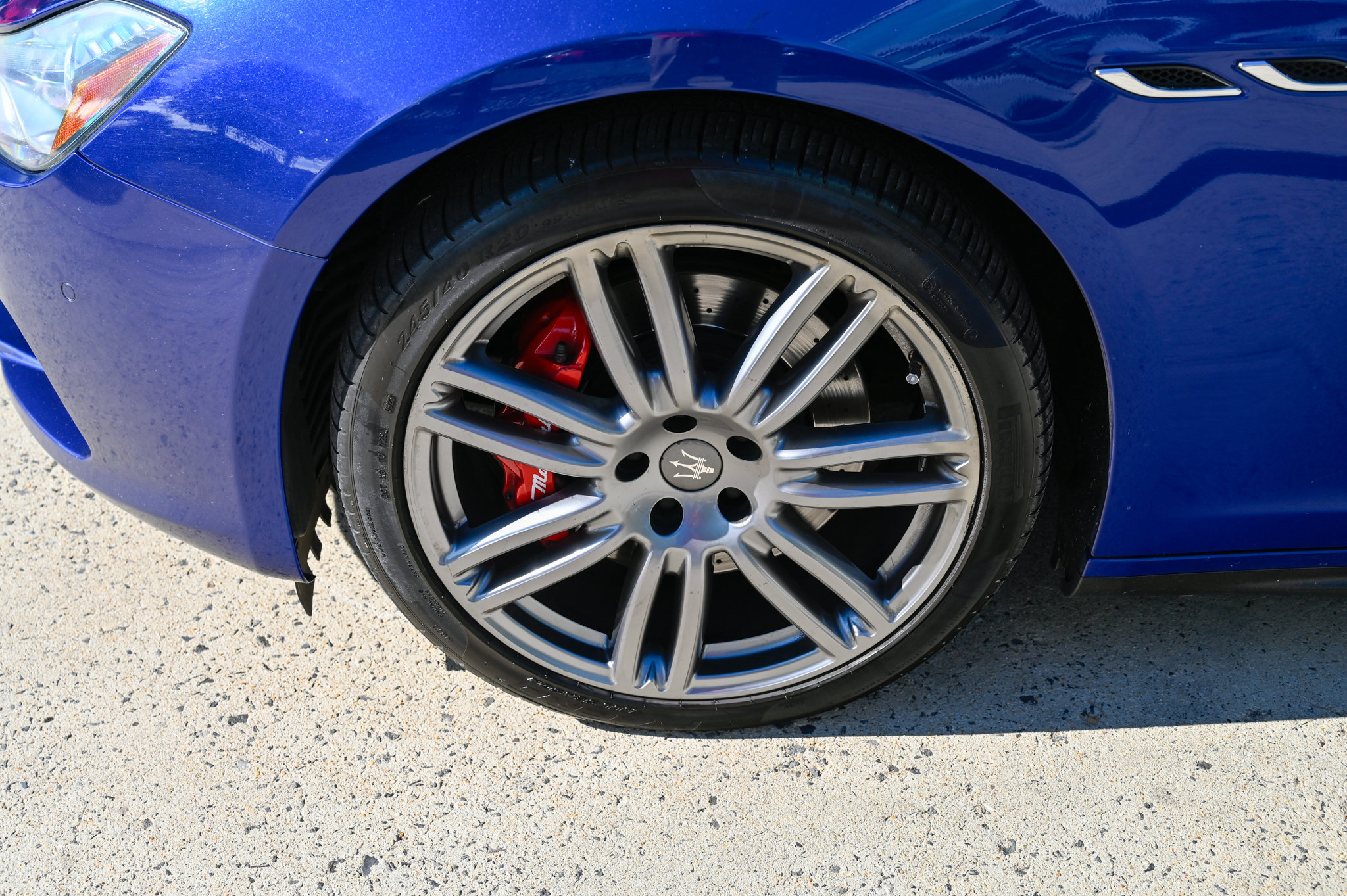 Used 2017 Maserati Ghibli S Q4 AWD/4WD image 32
