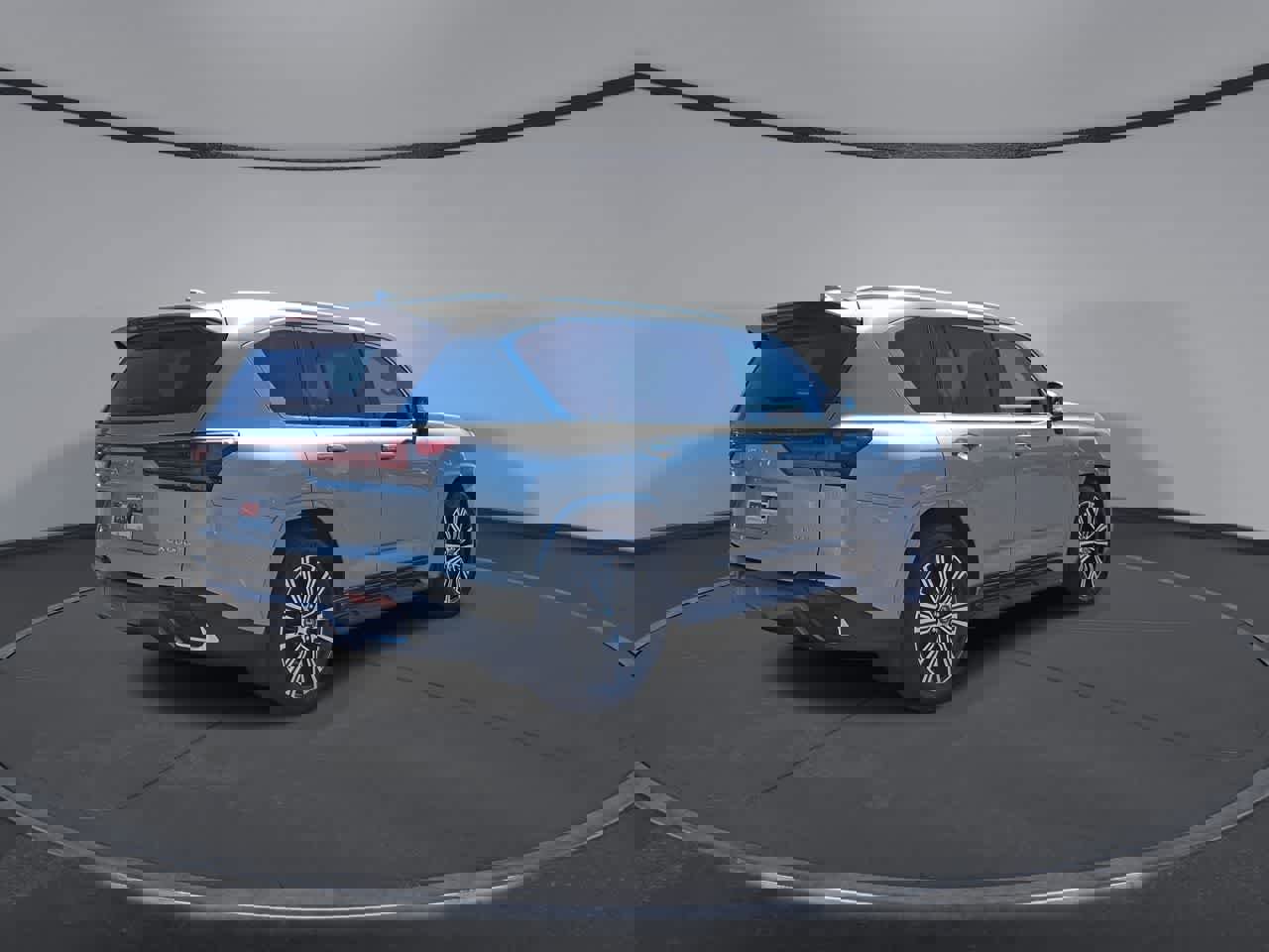 Used 2025 Lexus LX 600 4WD w/ Accessory Package (2T) image 8