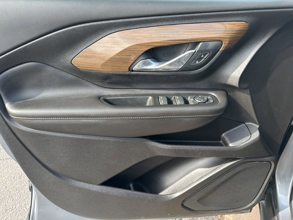Used 2018 GMC Terrain SLE image 16