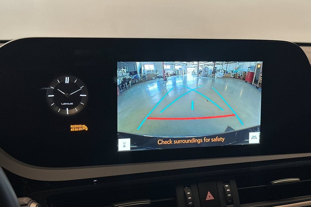 Certified 2025 Lexus ES 350 FWD image 18