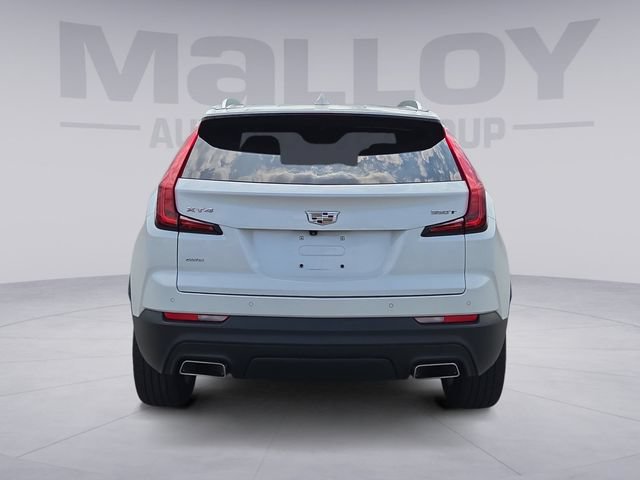 Certified 2023 Cadillac XT4 Luxury w/ Cold Weather Package AWD/4WD image 4