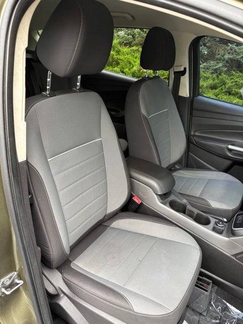 Used 2013 Ford Escape SE FWD image 17