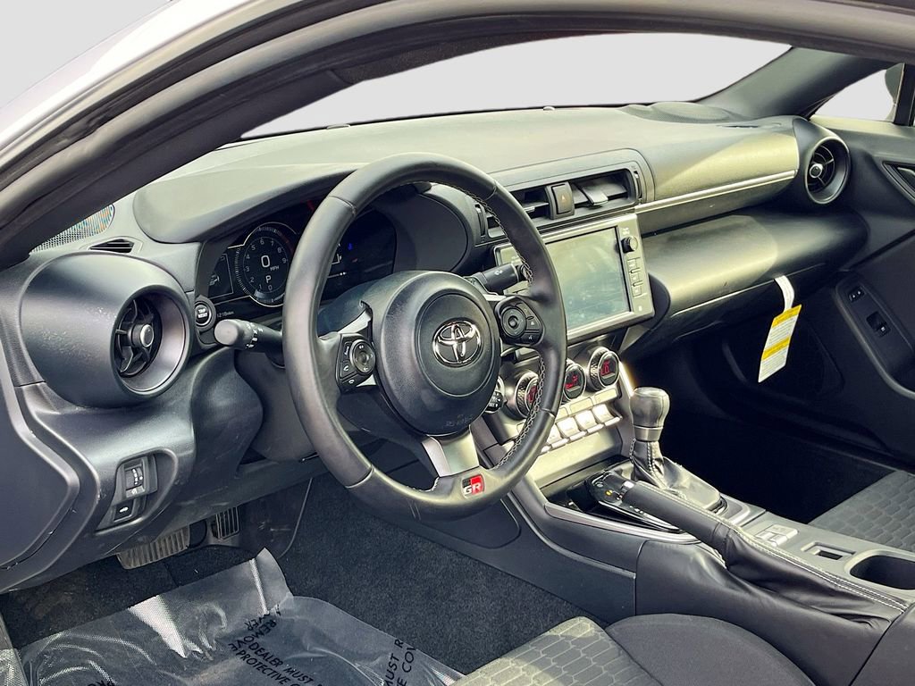 Used 2023 Toyota GR86 image 9