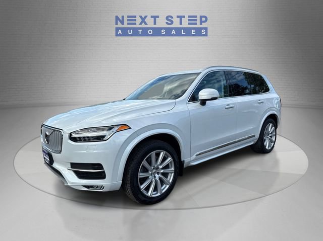 Used 2016 Volvo XC90 T6 Inscription w/ Vision Package image 3