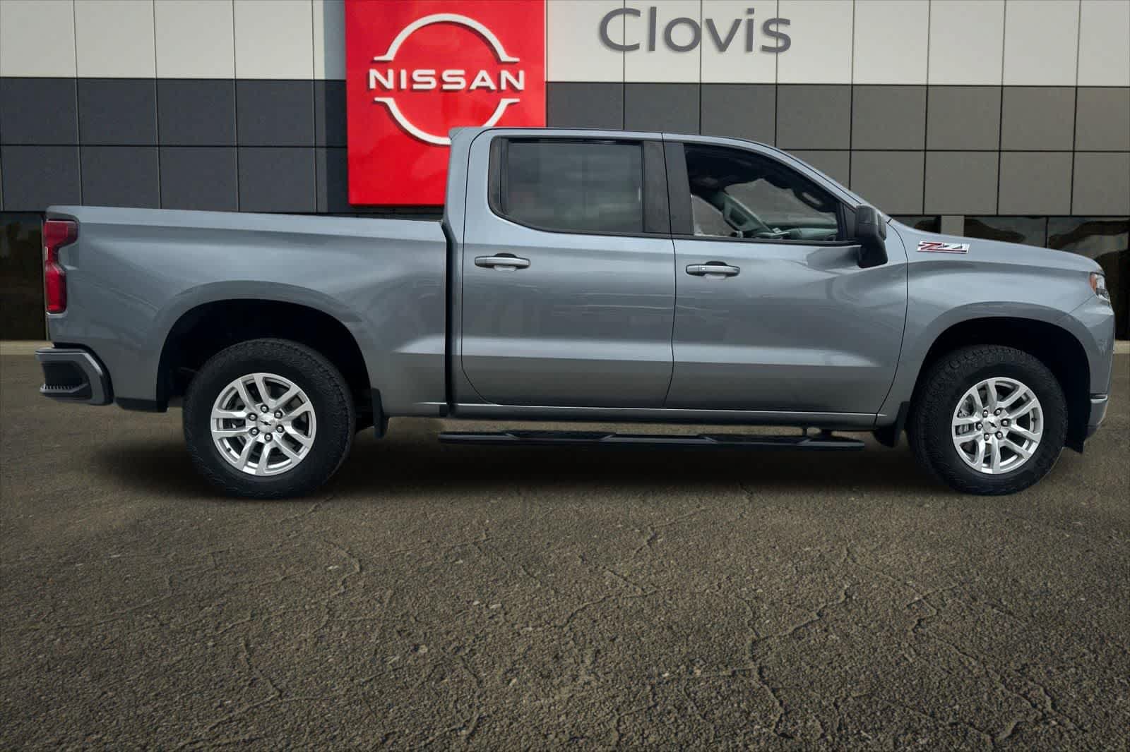 Used 2021 Chevrolet Silverado 1500 RST AWD/4WD image 9