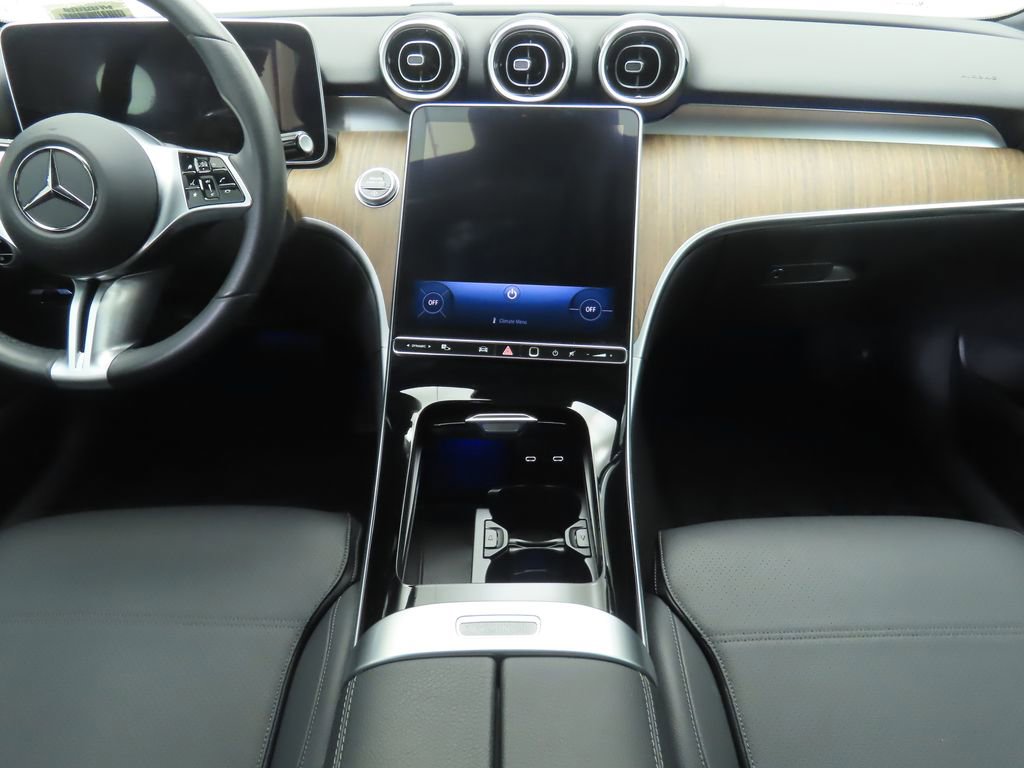 Used 2025 Mercedes-Benz C 300 Sedan image 13