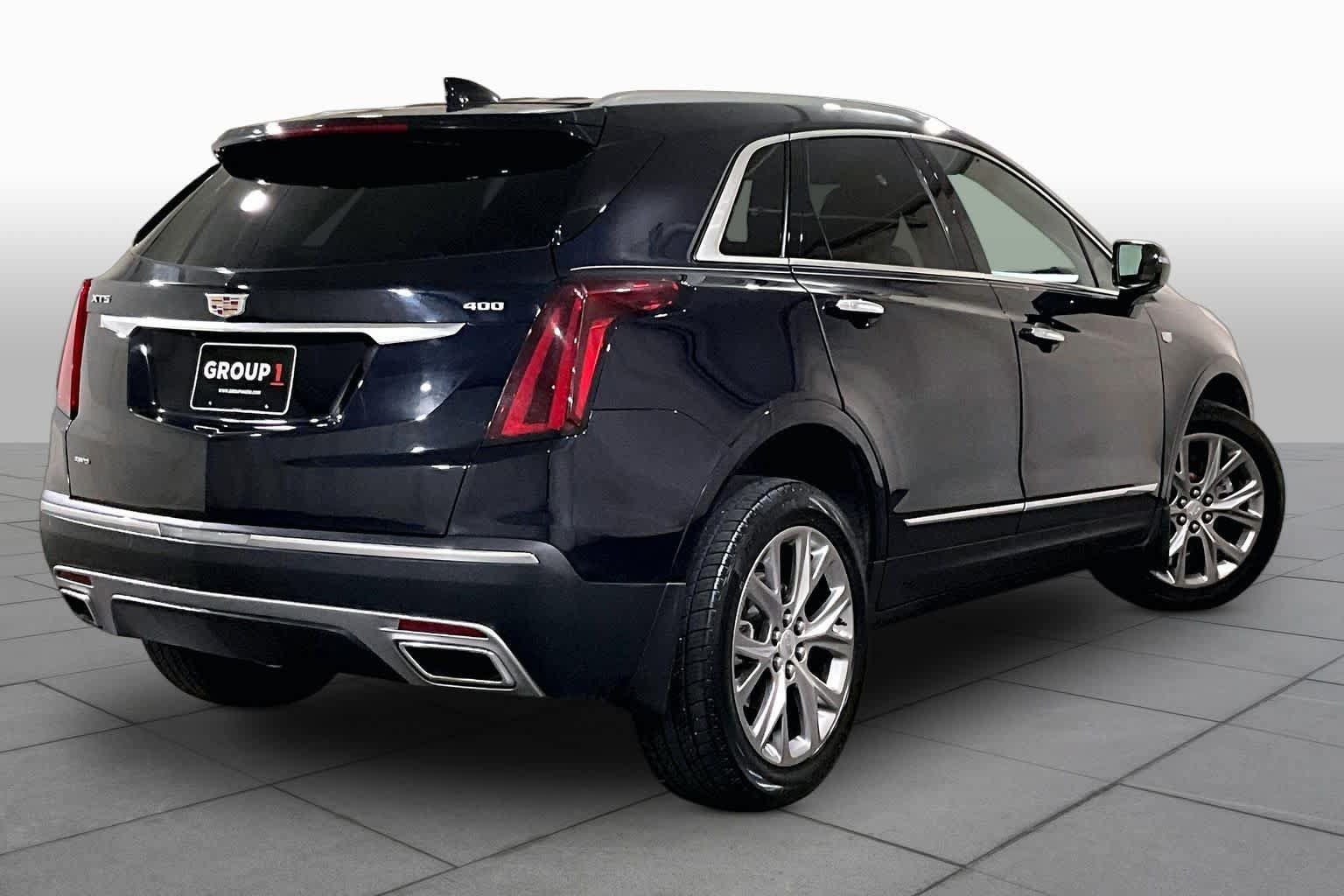 Used 2021 Cadillac XT5 Premium Luxury AWD/4WD image 12