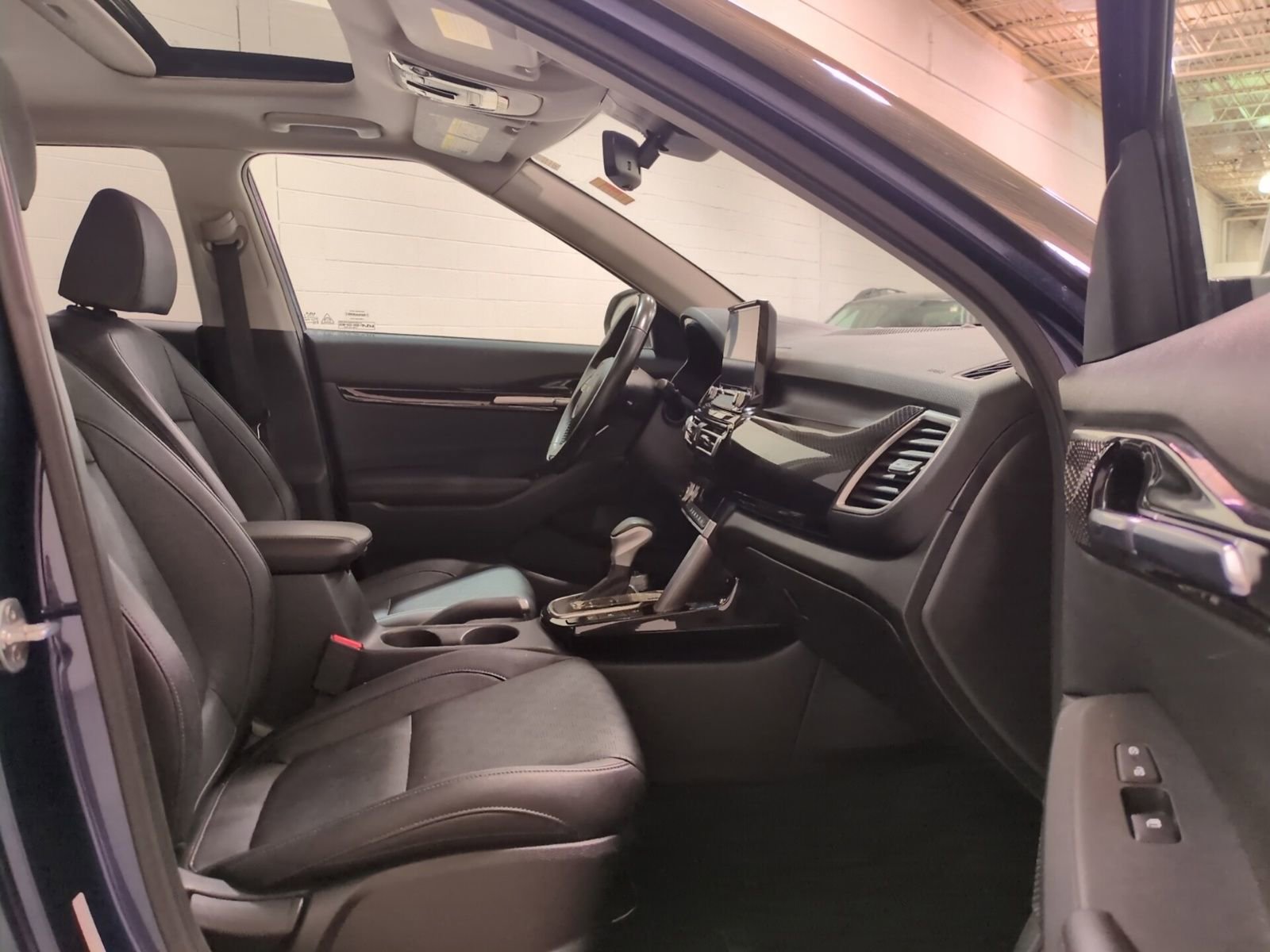 Used 2022 Kia Seltos EX image 10