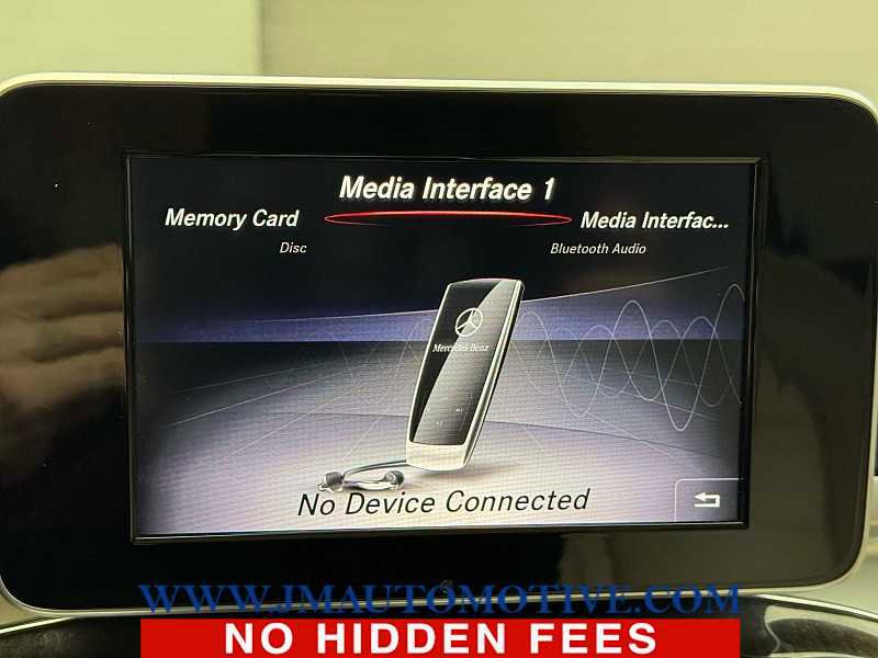 Used 2019 Mercedes-Benz GLC 300 4MATIC image 27