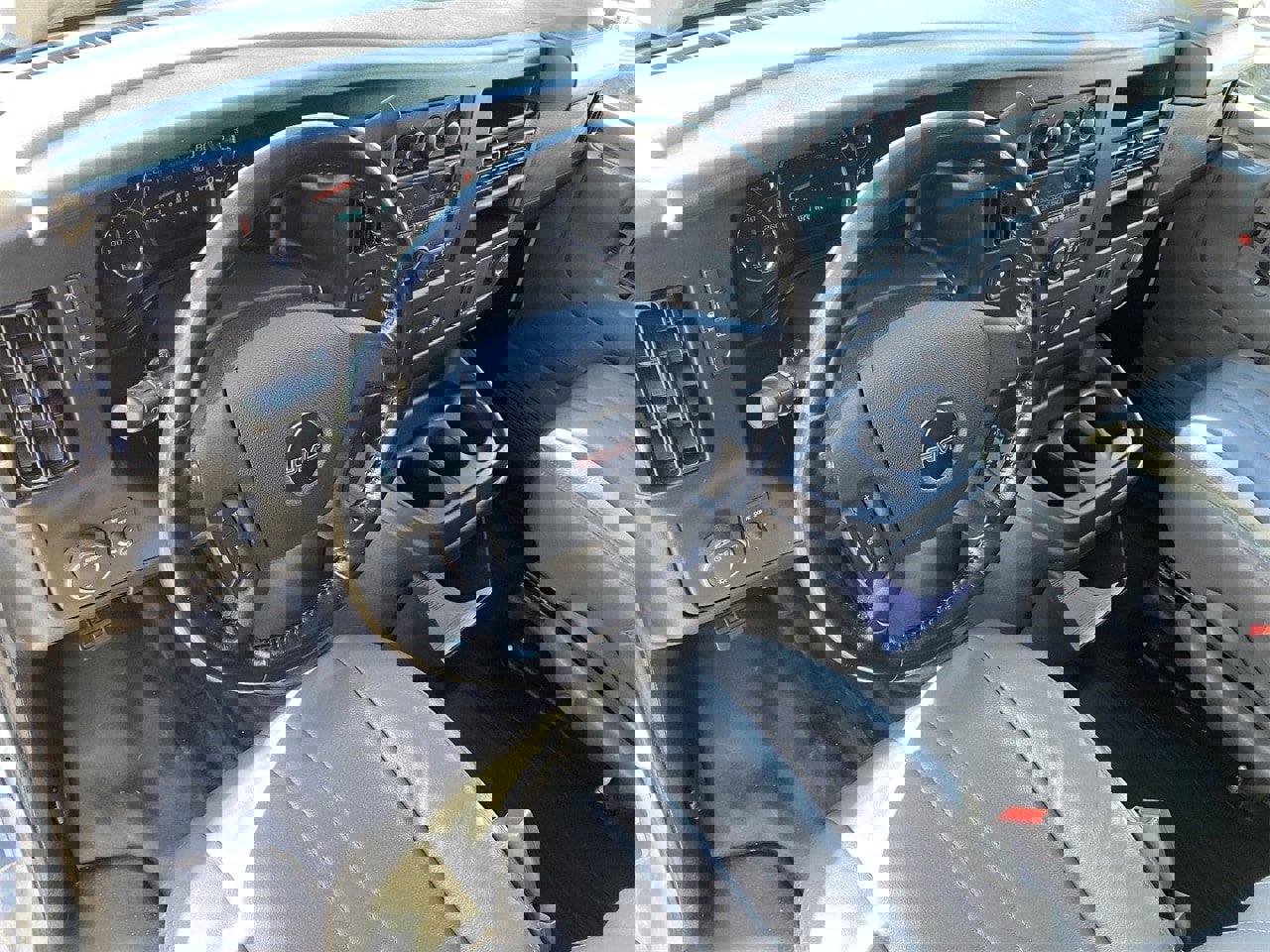 Used 2023 GMC Savana 2500 Extended w/ Driver Convenience Package image 17