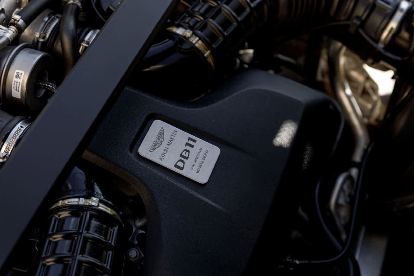 Used 2019 Aston Martin DB11 Volante image 62