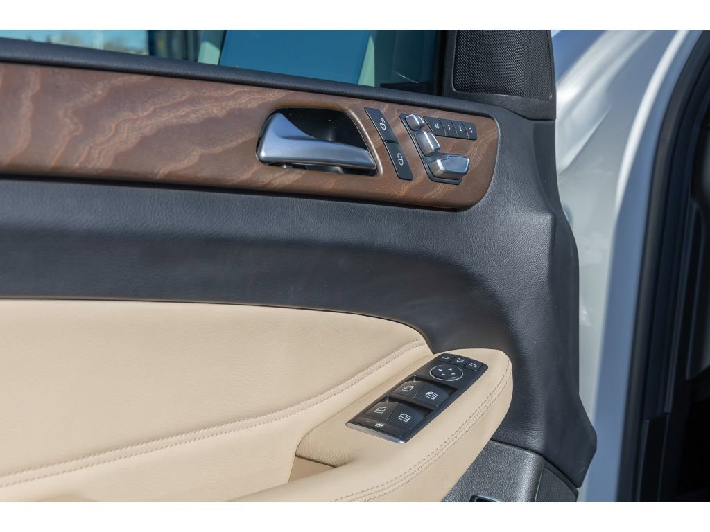 Used 2017 Mercedes-Benz GLS 450 4MATIC w/ Premium Package image 20