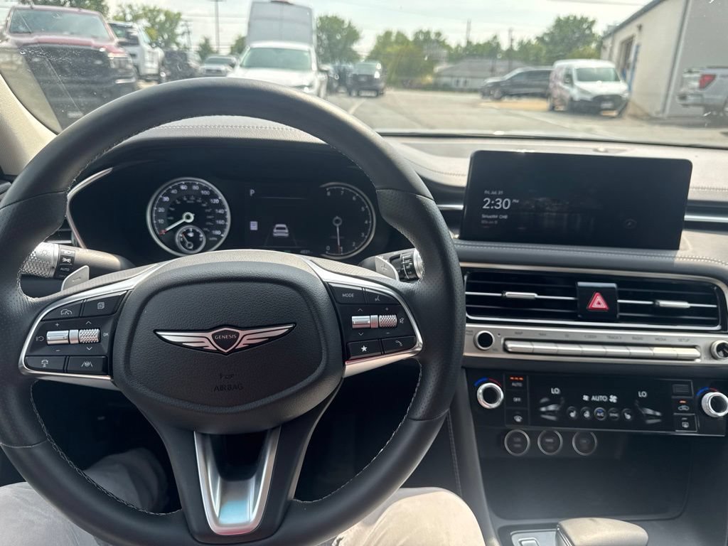 Used 2025 Genesis G70 2.5T AWD/4WD image 15