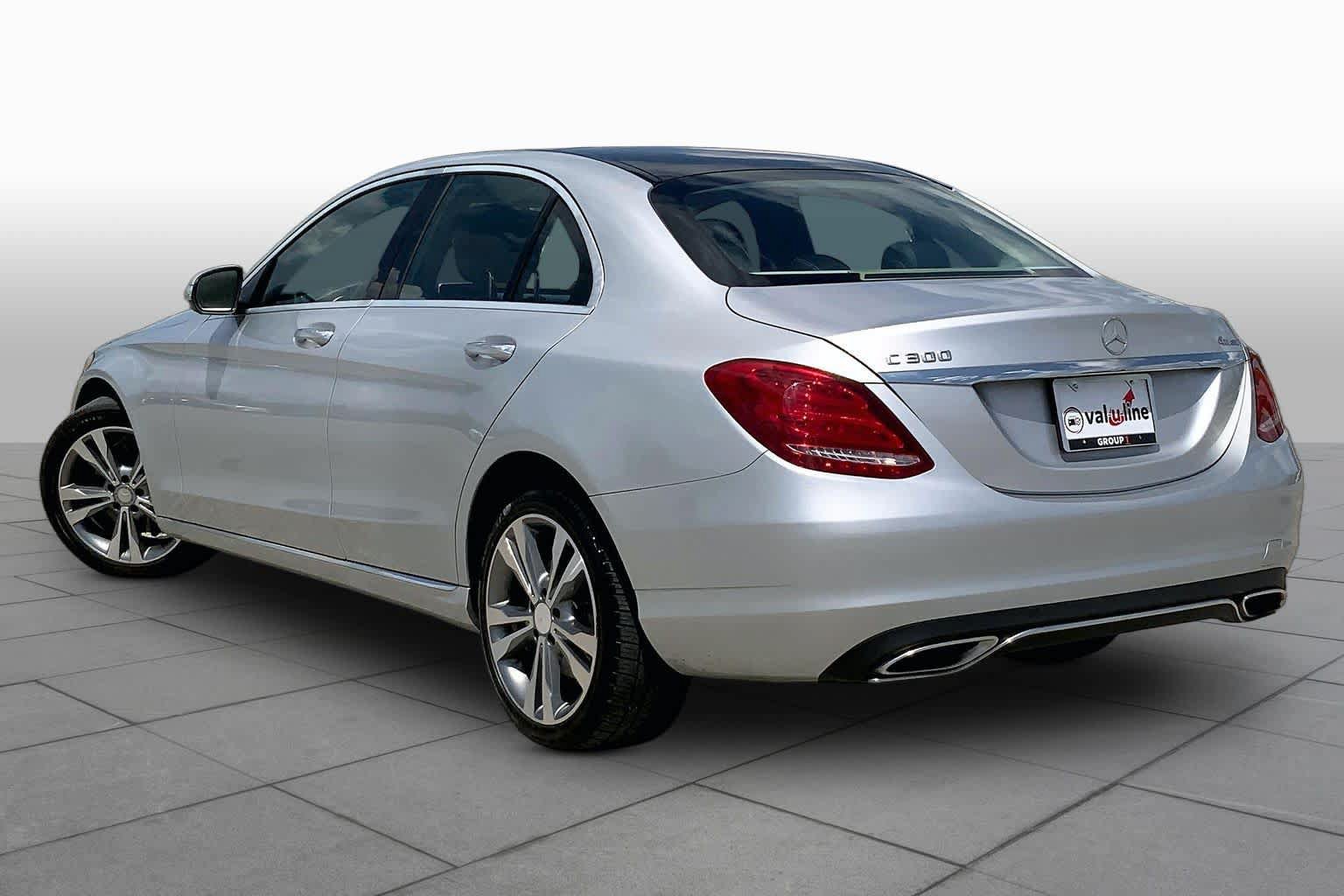 Used 2015 Mercedes-Benz C 300 4MATIC Sedan image 12
