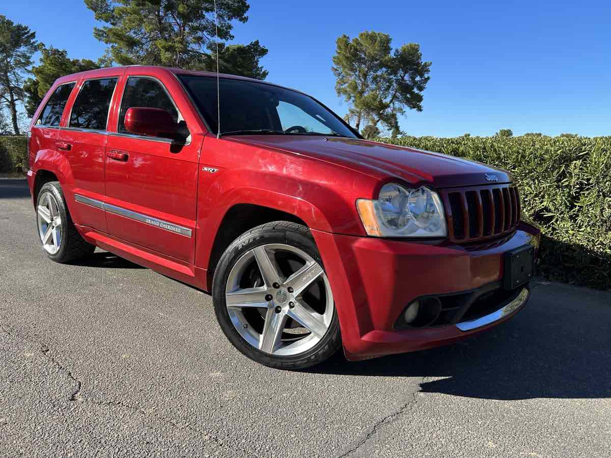 Used 2006 Jeep Grand Cherokee SRT8 w/ SRT Option Group I AWD/4WD image 4