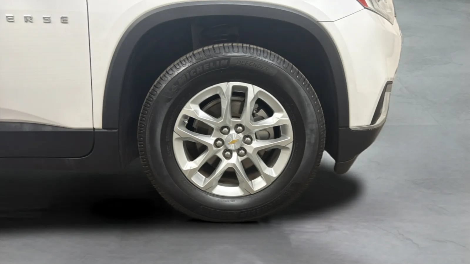 Used 2018 Chevrolet Traverse LT FWD image 26