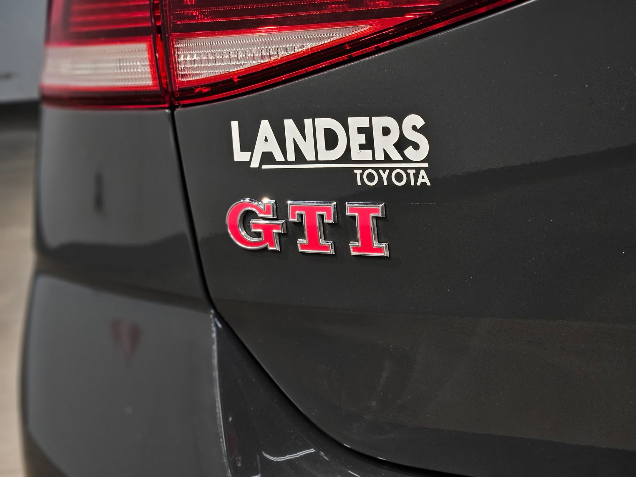 Used 2019 Volkswagen GTI Rabbit Edition image 37