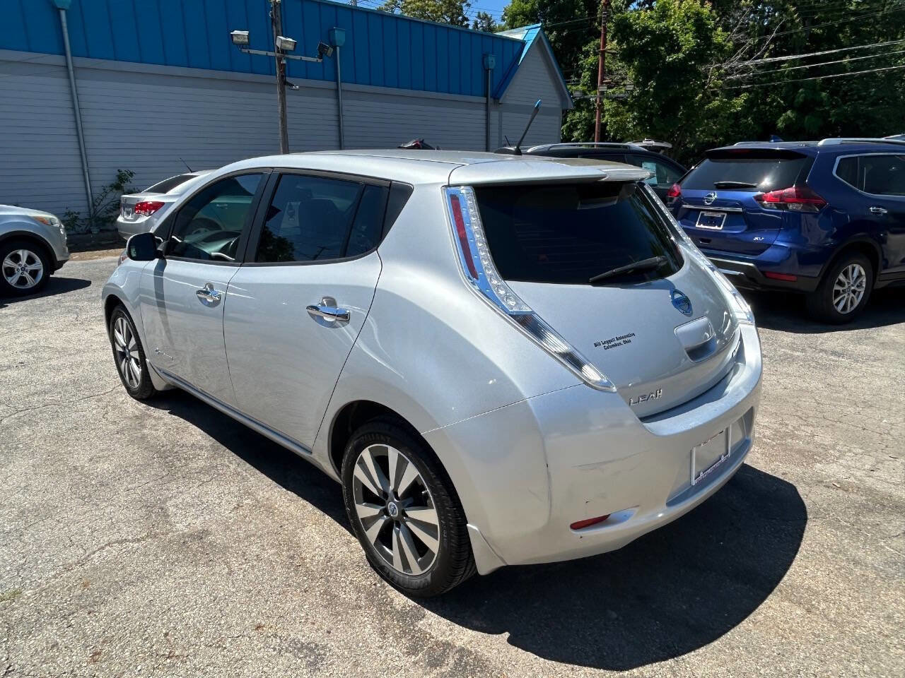 Used 2013 Nissan Leaf SL FWD image 10