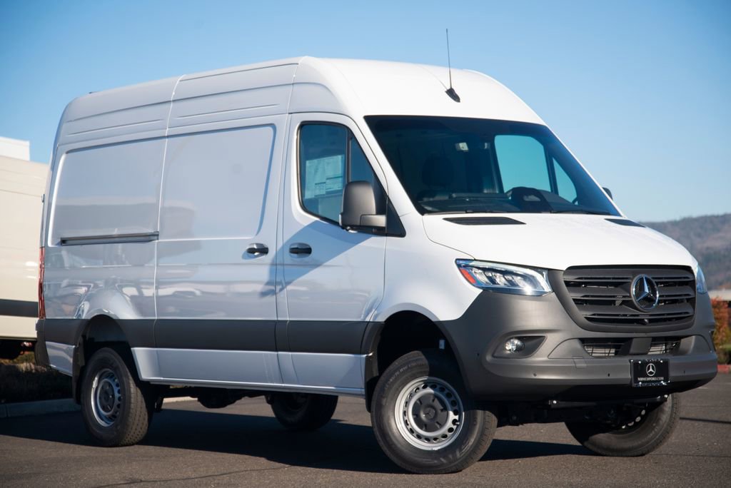 New 2026 Mercedes-Benz Sprinter 2500 video 3