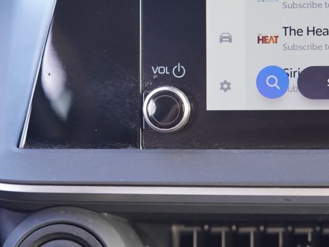 Used 2024 Toyota Prius LE image 22