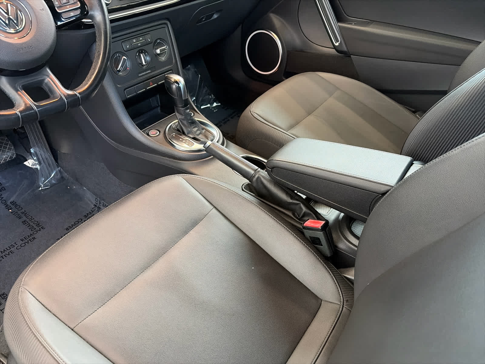 Used 2014 Volkswagen Beetle 2.5 FWD image 10